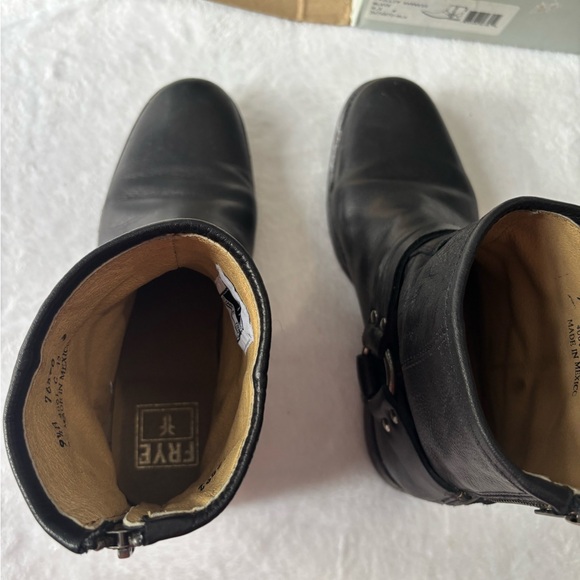 Frye Philip moto boots. 9.5. Black Leather Ankle Boots. - Picture 3 of 5